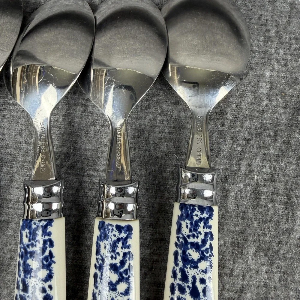 Christmas Snow Flatware Set 40 Piece Service For 8 Ceramic Stainless Handles